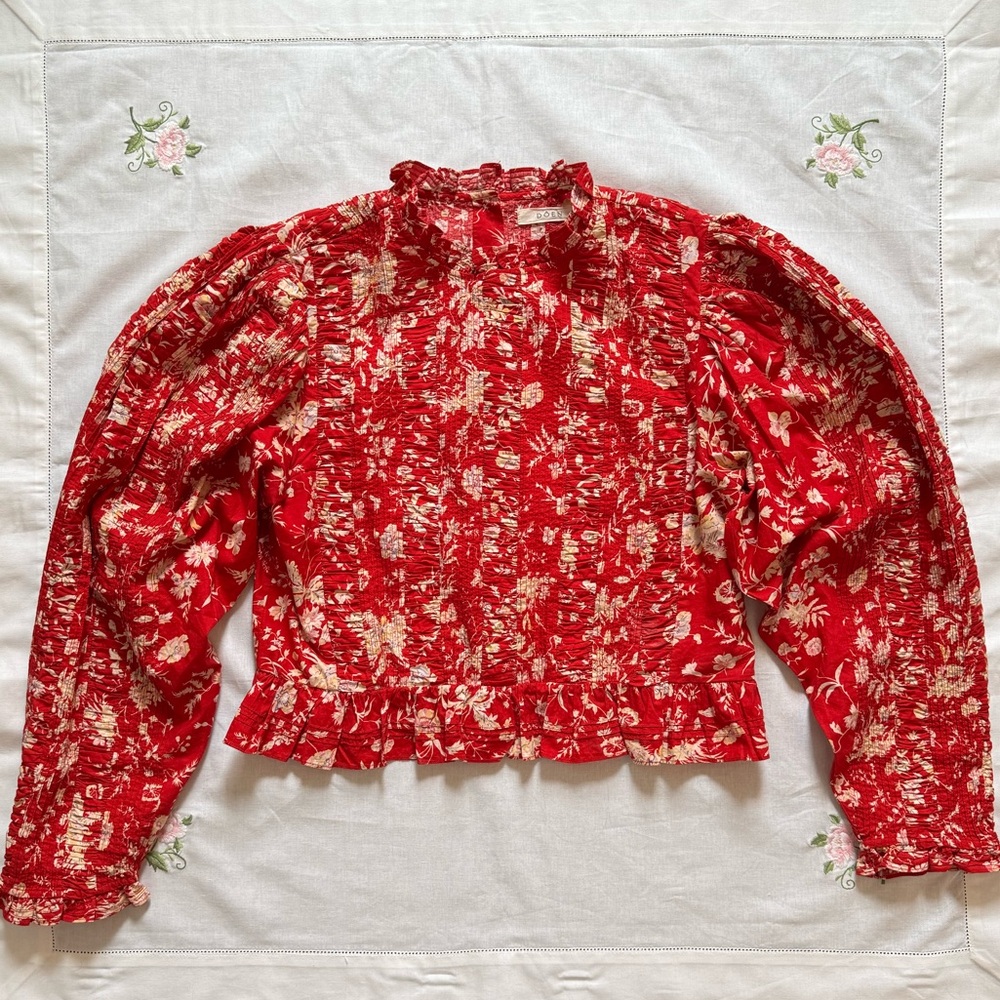 ⟡ DÔEN Heloise Top in Oak Bluffs - Size S - Red Floral Long-Sleeve Blouse - Picture 1 of 10